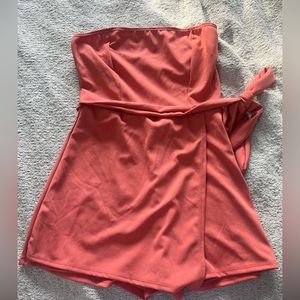 Women’s coral Fashion Nova strapless jumper (with shorts)